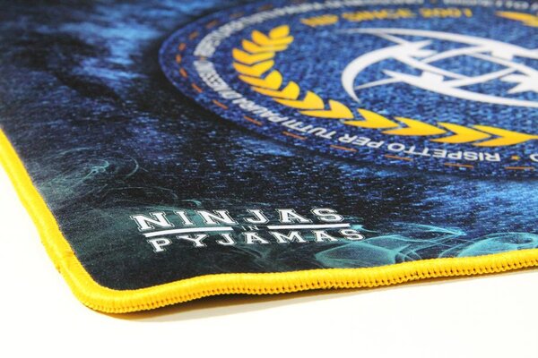Tapis de souris Xtrfy Ninjas in Pyjamas Italian Edition